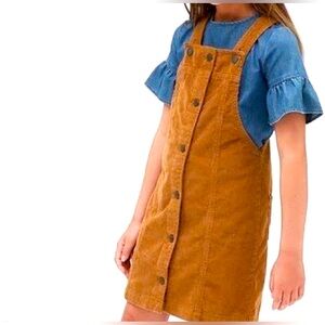 NWT Gap Corduroy Skirtall, girl size 6-7